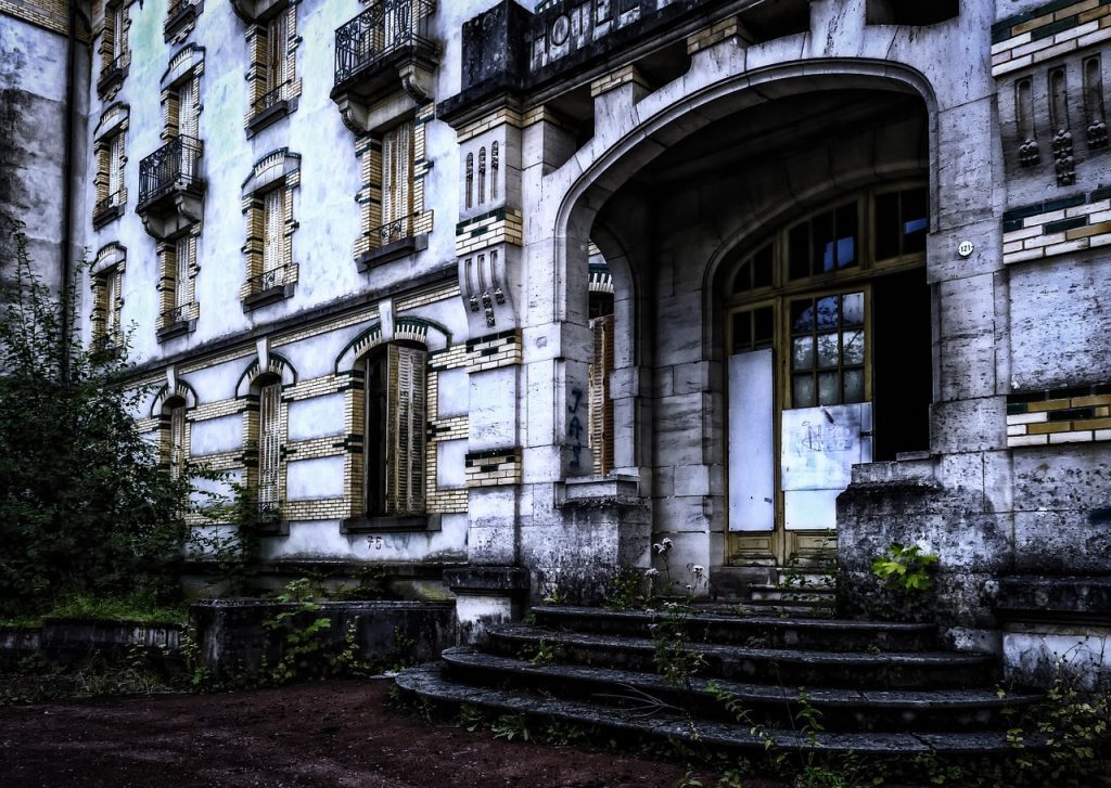 ಹೆದರಿಕೆಯ ಬಂಗಲೆ, Scary Bungalow